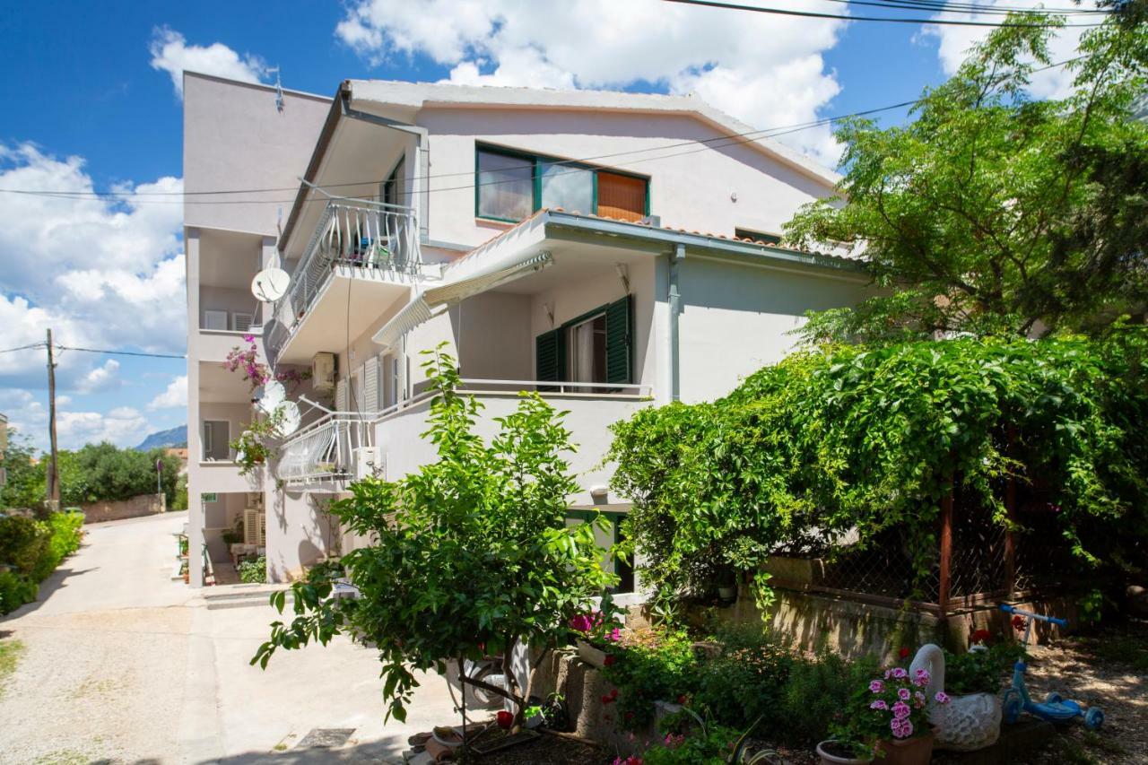 Apartman Pjero 3+2 Макарска Экстерьер фото