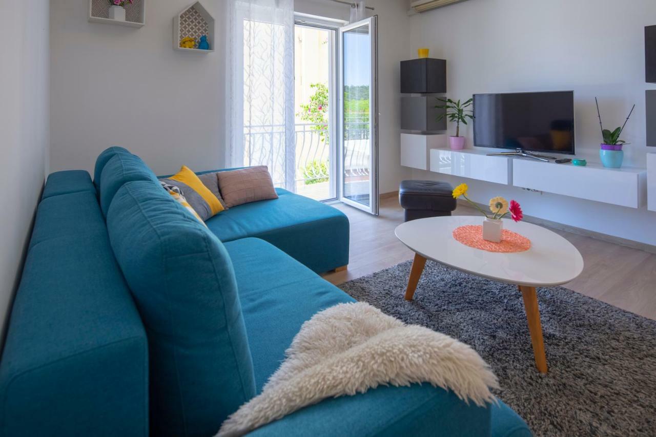 Apartman Pjero 3+2 Макарска Экстерьер фото