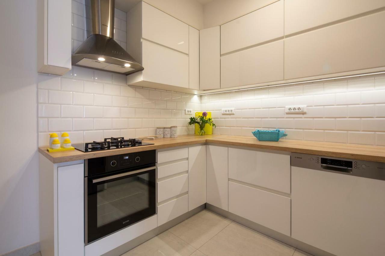 Apartman Pjero 3+2 Макарска Экстерьер фото